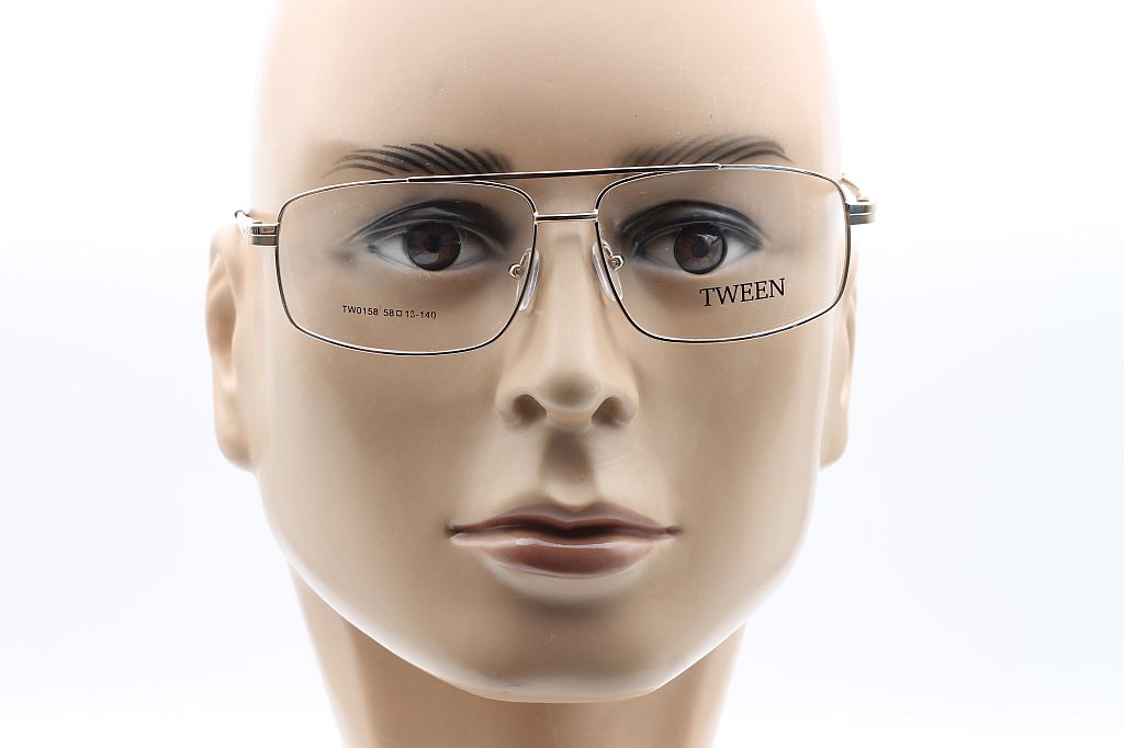 TWEEN 0158 c1m