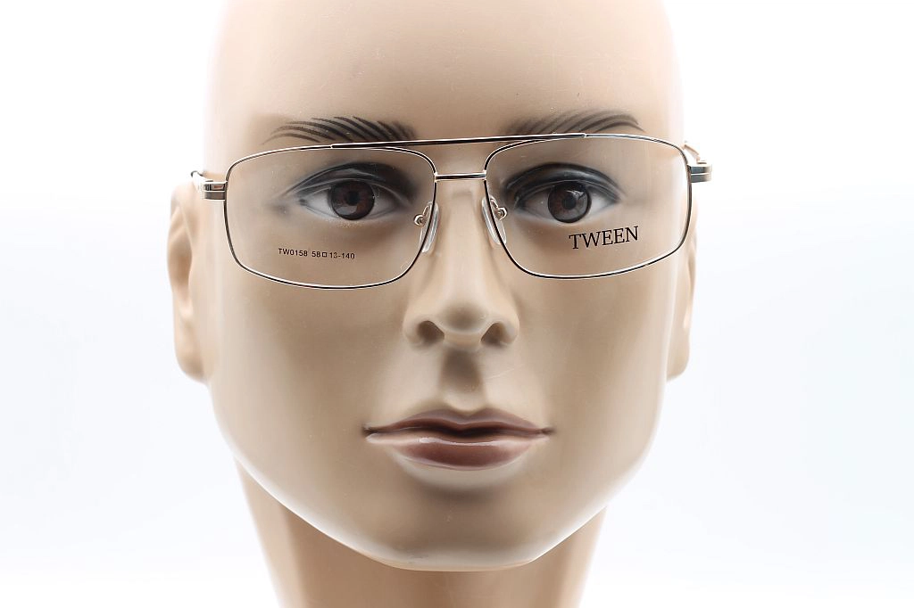 TWEEN 0158 c1m